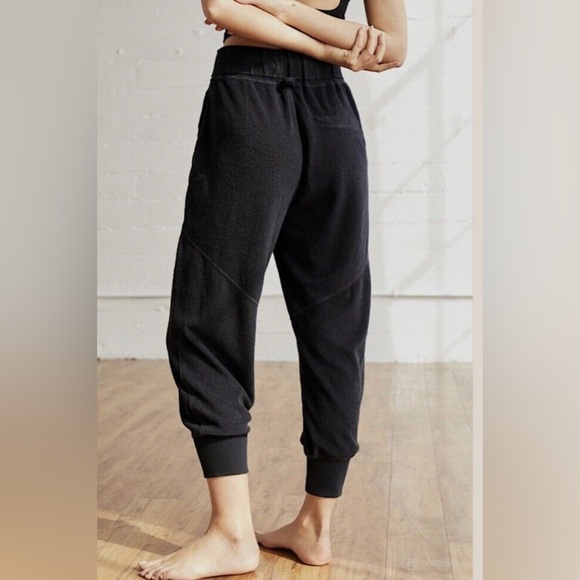 NWT FREE PEOPLE FP Movement Radiant Jogger Drawstring Pockets Cuffed Black S, M - Picture 3 of 10